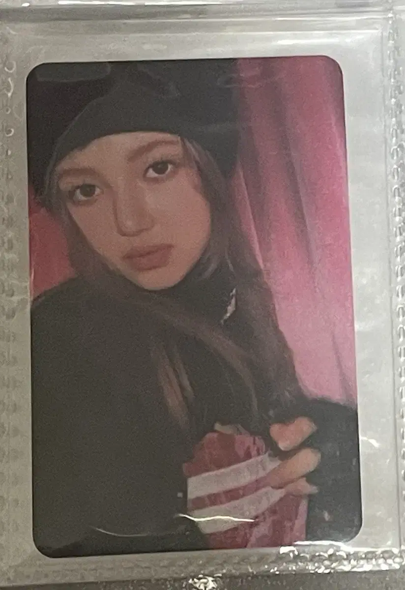 New Jeans danielle hyein OMG photocard I sell them together