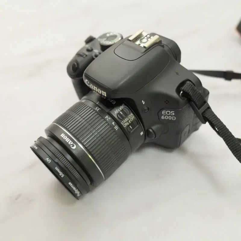 캐논 DSLR 카메라 EOS 600D 와 18-55렌즈 세트