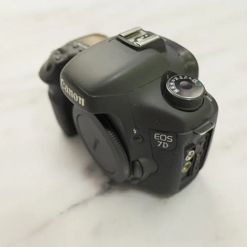 캐논 중급용 크롭바디 dslr 카메라 EOS 7D 바디 세트