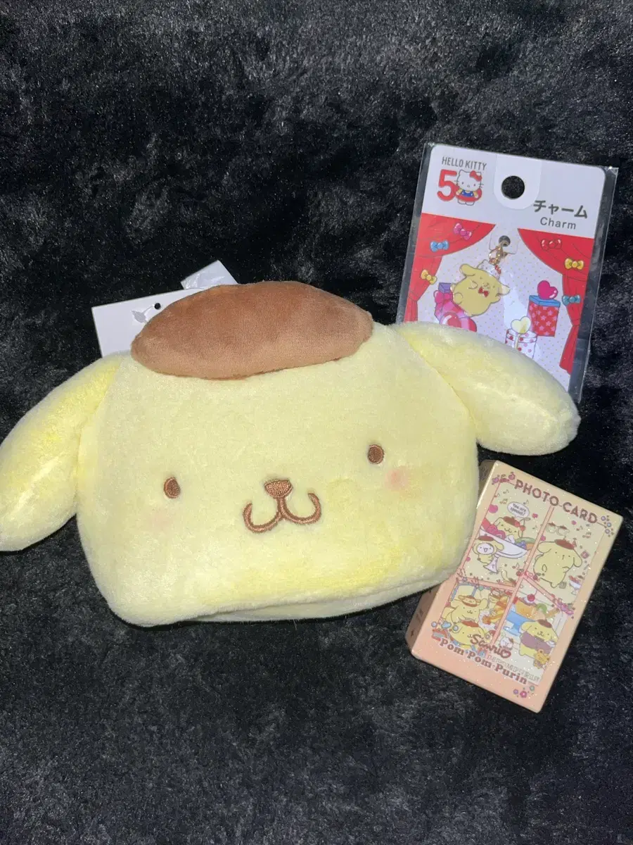 Half-priced Delivery Bulk) Pompompurin Pouch (Pouch, Charm, Photo Card)