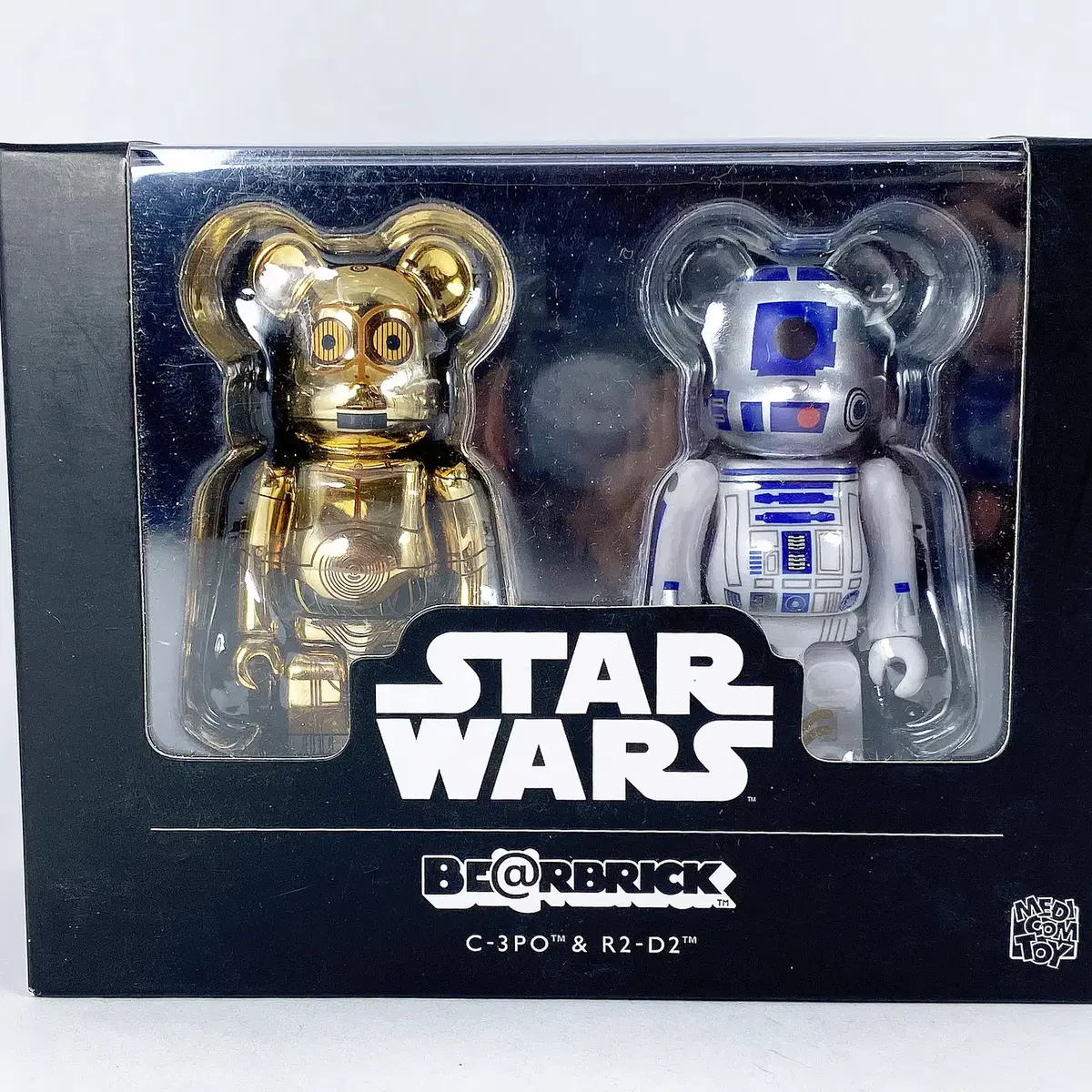 베어브릭100% 스타워즈 C-3PO & R2-D2