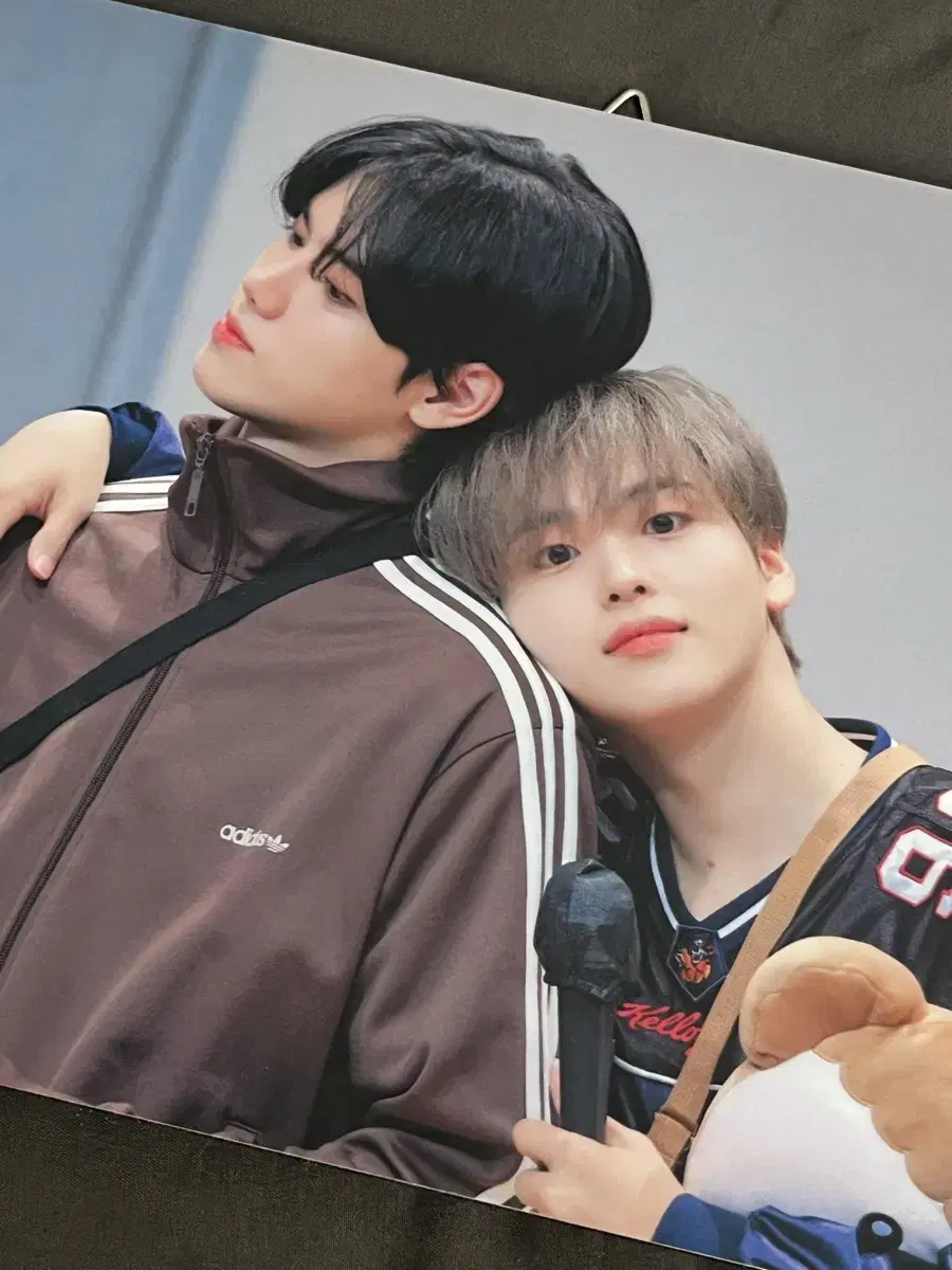 Cravity minhee hyeongjun Kangarooz Framed