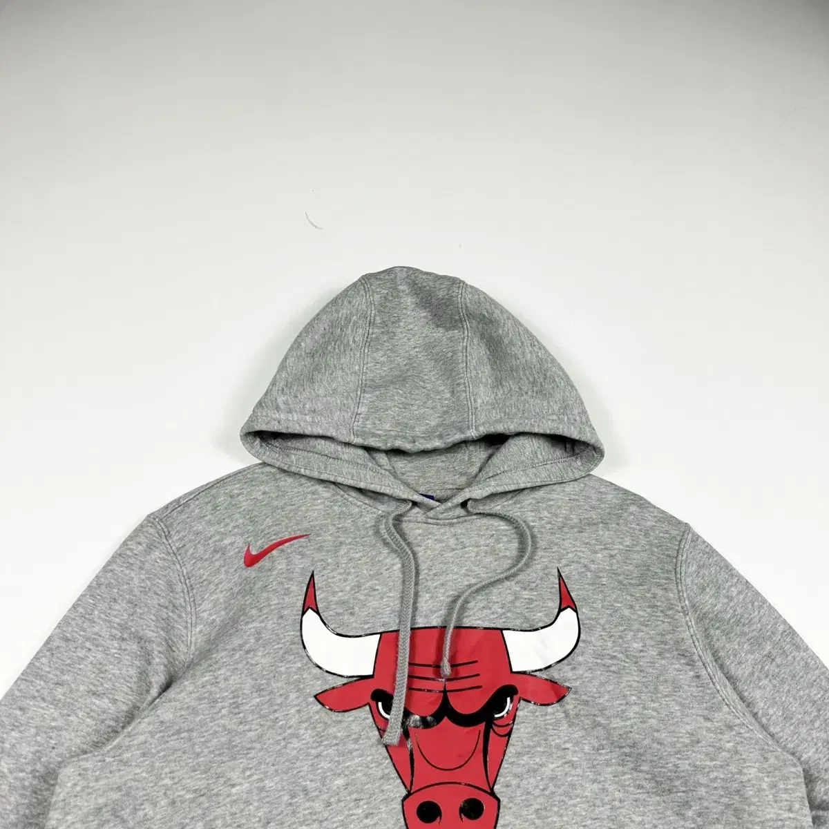 Nike NBA Chicago Bulls Gray Hoodie (M)