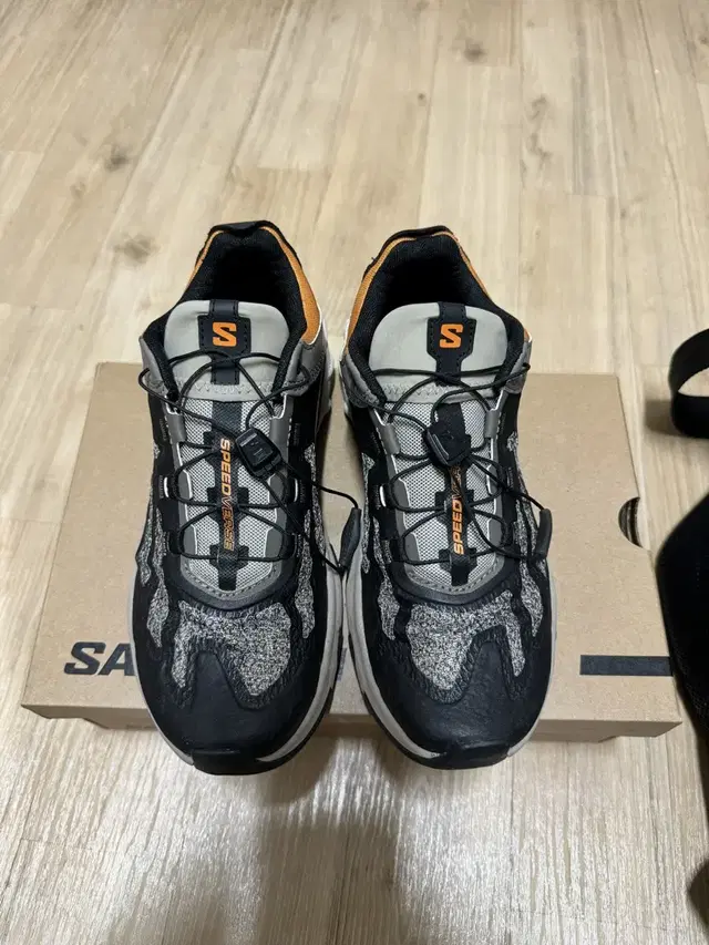 살로몬 스피드벌스 245size