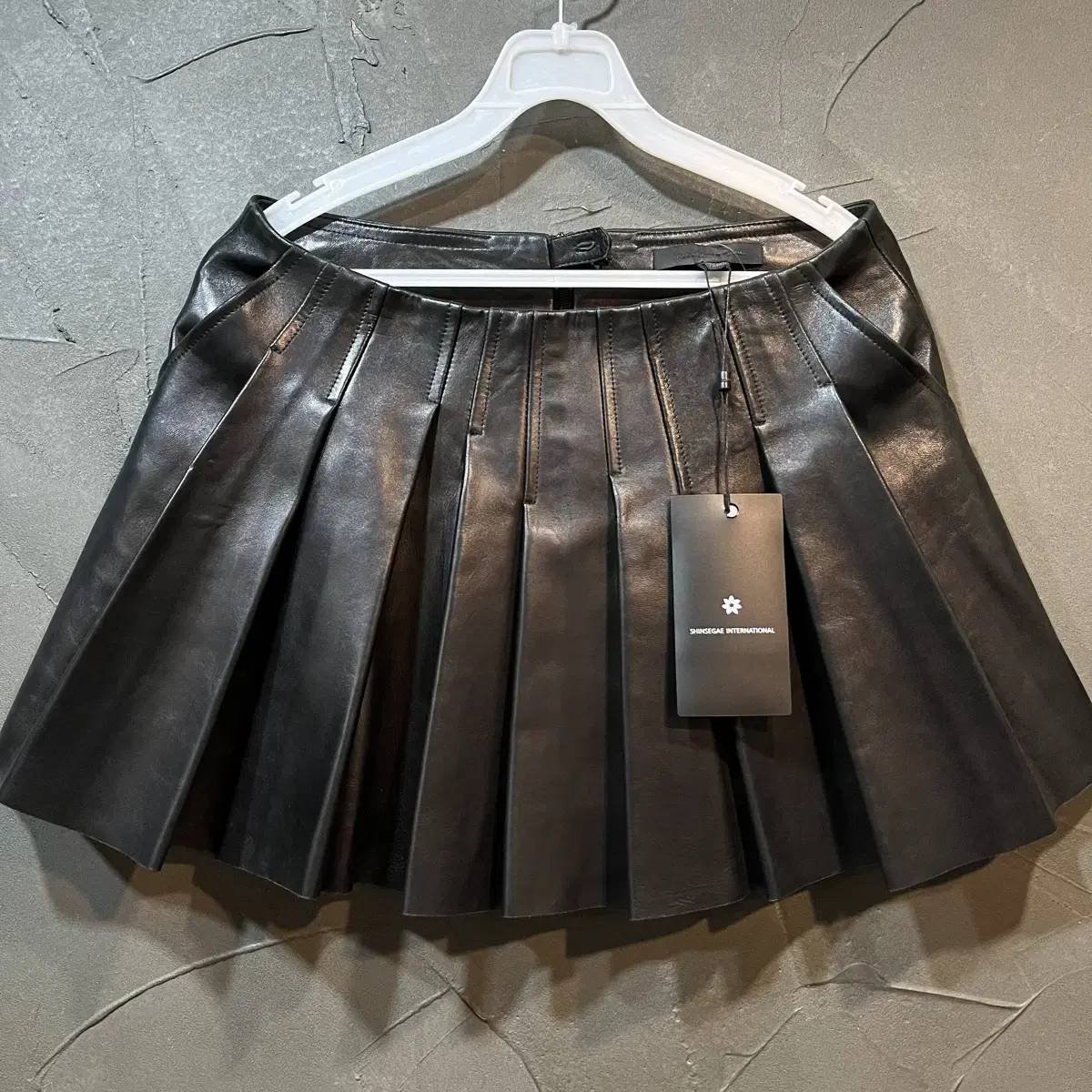 [4] ALEXANDER WANG 알렉산더 왕 레더 치마