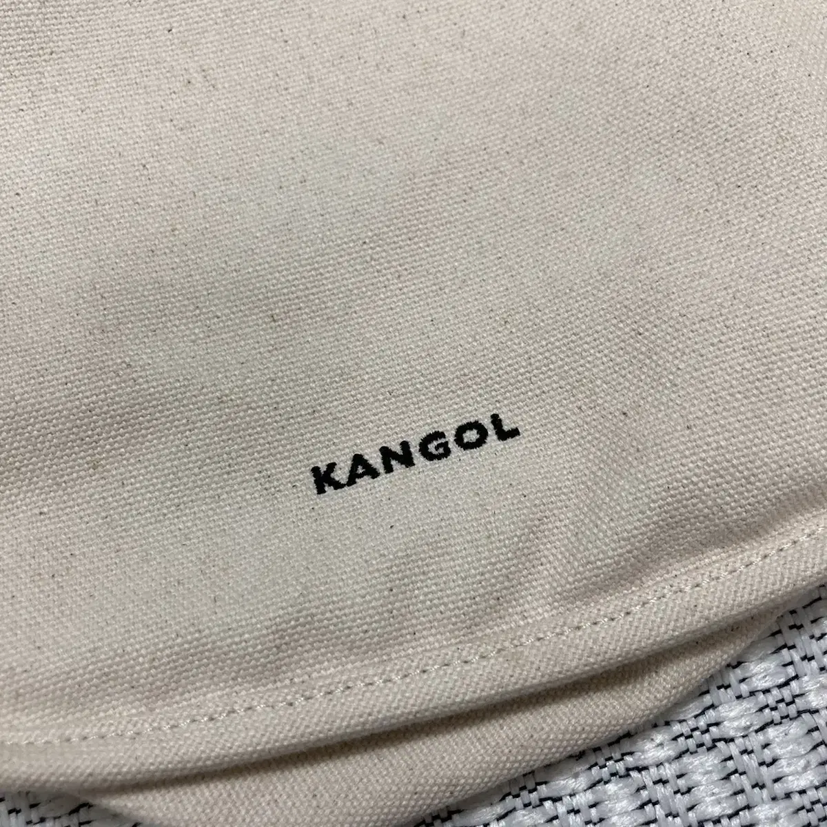 KANGOL 캉골 미니 크로스백