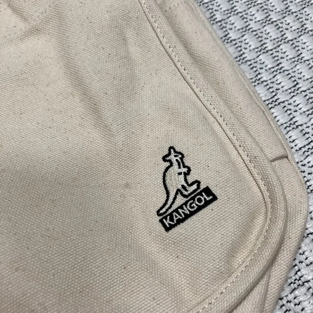 KANGOL 캉골 미니 크로스백