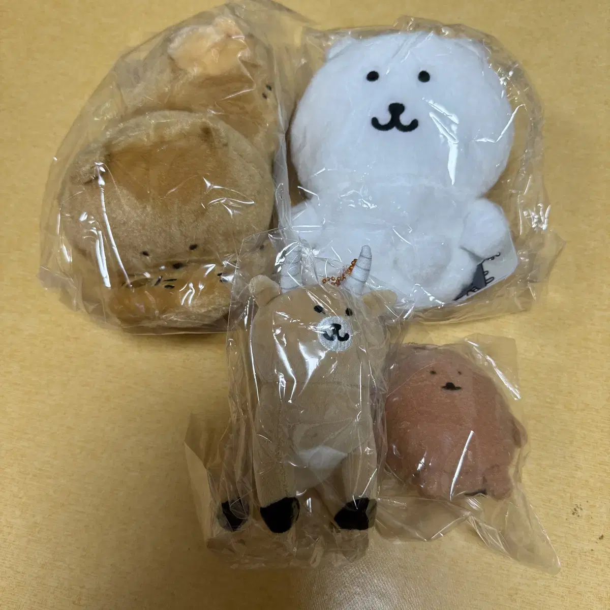 흐물 농담곰, 후와후와 고로케, 목각 농담곰, 임팔라 마스코트, 흑담곰