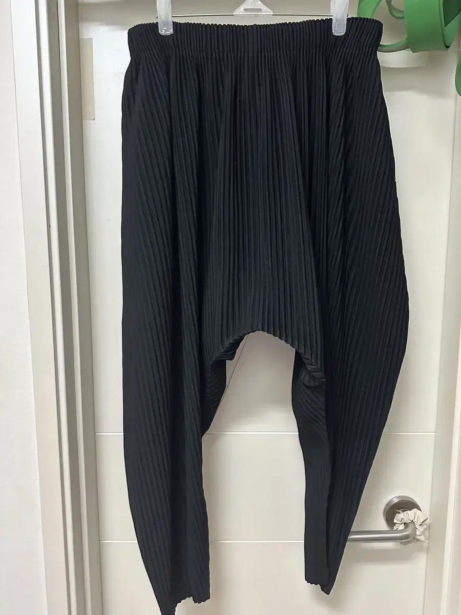 Homme Plissé pants size 2