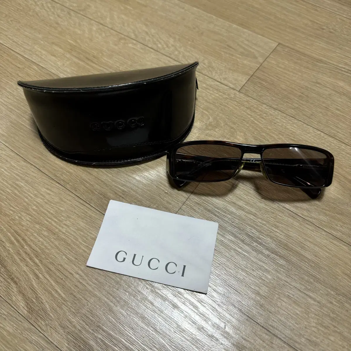 GUCCI GG1530/S Geek Chic 선글라스