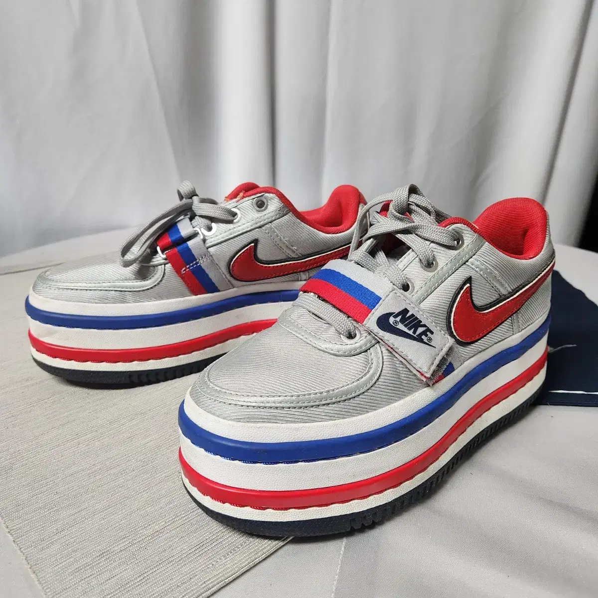 나이키  Nike Vandal 2K Metallic SA02868-001