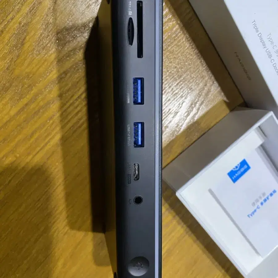 하기비스 최상위 8K트리플모니터지원 USB-C 도킹스테이션