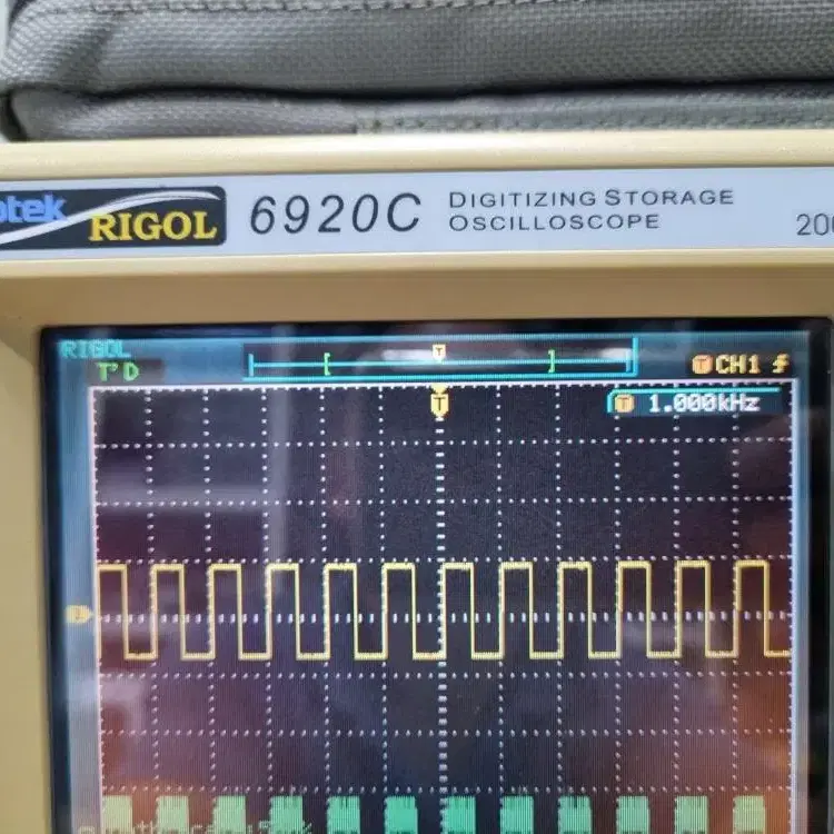 PROTEK RIGOL 6920C Oscilloscope 200MHz