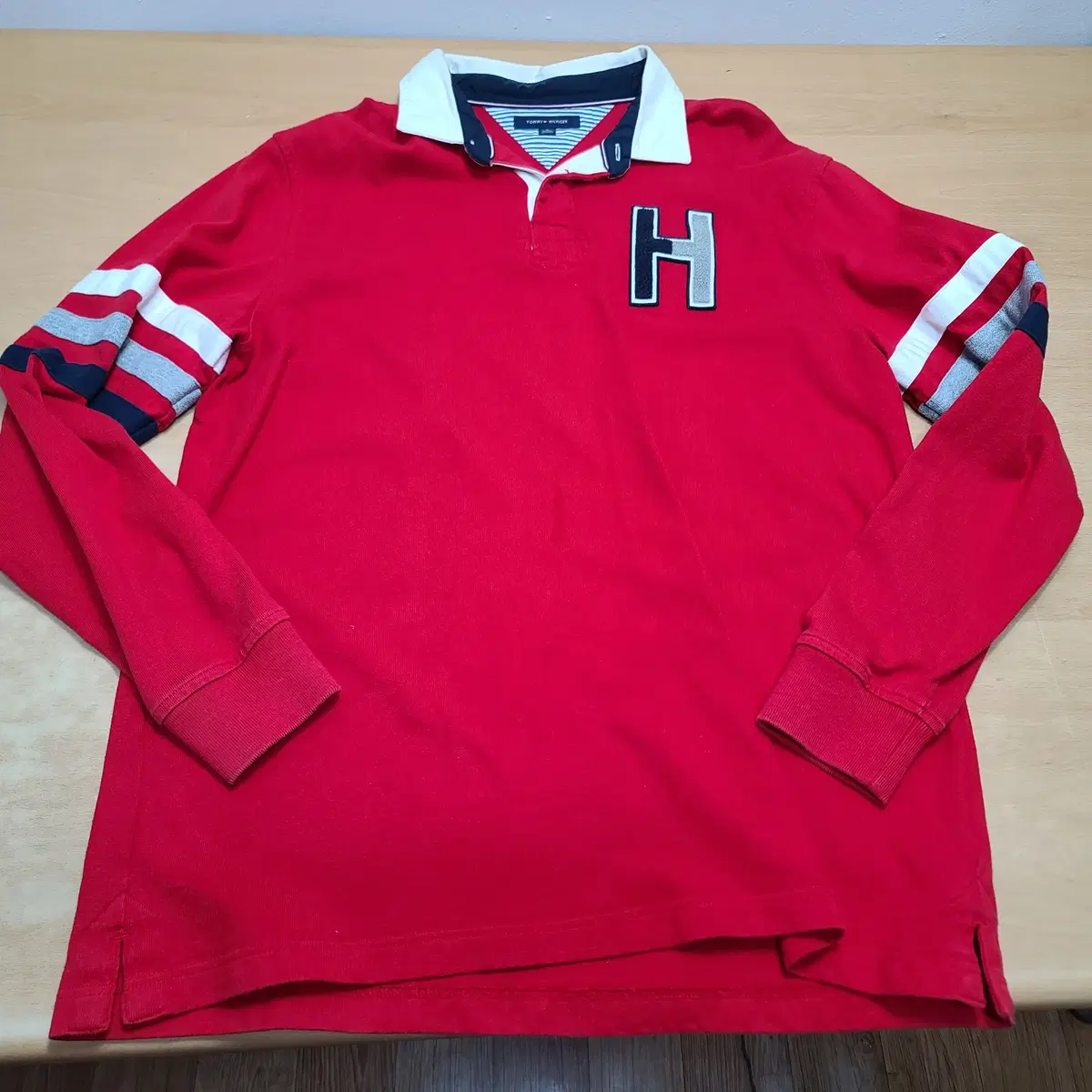 0210 Tommy Hilfiger Men's Long Sleeve T-Shirt XL Size Neck Kara Contamination Confirmed