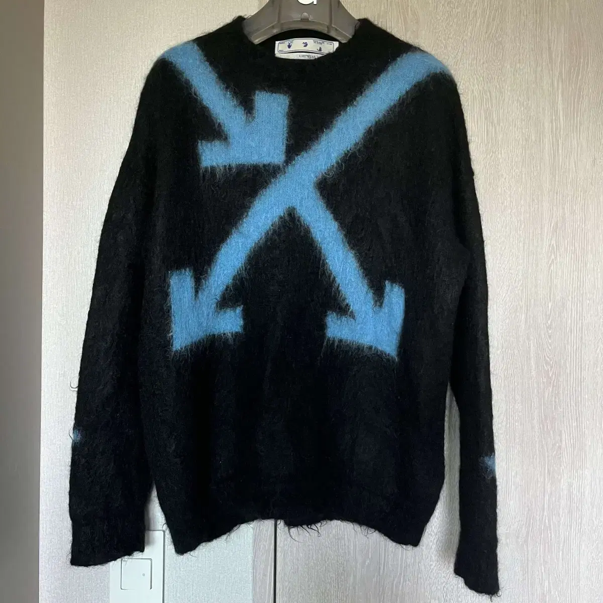 [Brand New, M] Off-White Mohair Knit