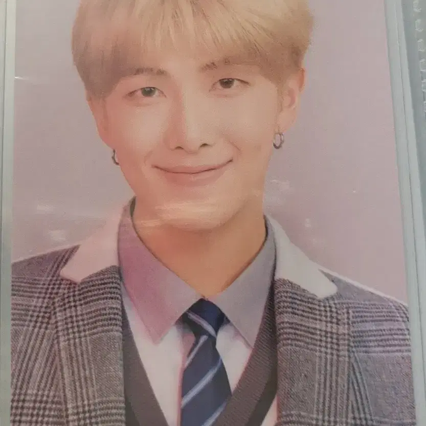 방탄 LOVE YOURSELF 남준 RM 포카 판매합니다