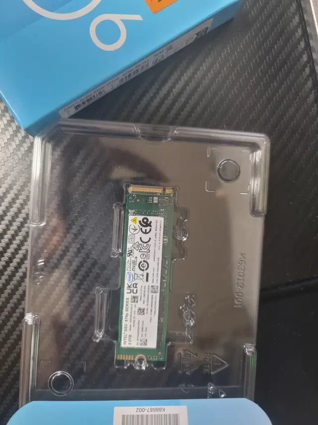 인텔 SOLIDIGM 670p M.2 NVMe (2TB) 팔아요