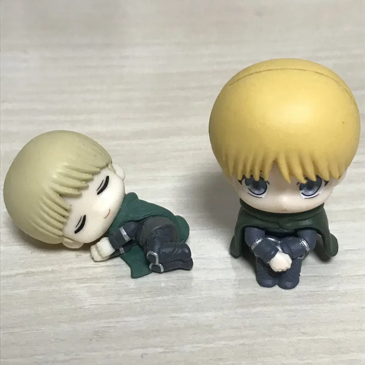 Attack on Titan Armin Nemurasetai Machibouke Gacha Figure