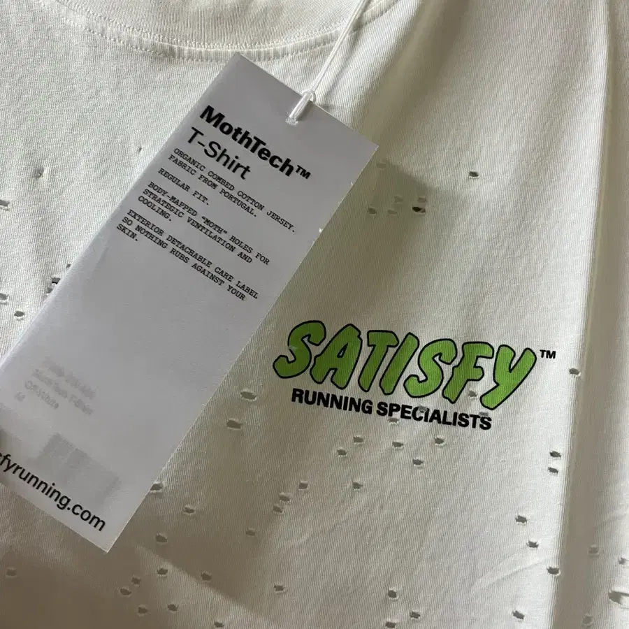 Satisfy Mothtech tshirts 새티스파이 모스테크 티셔츠