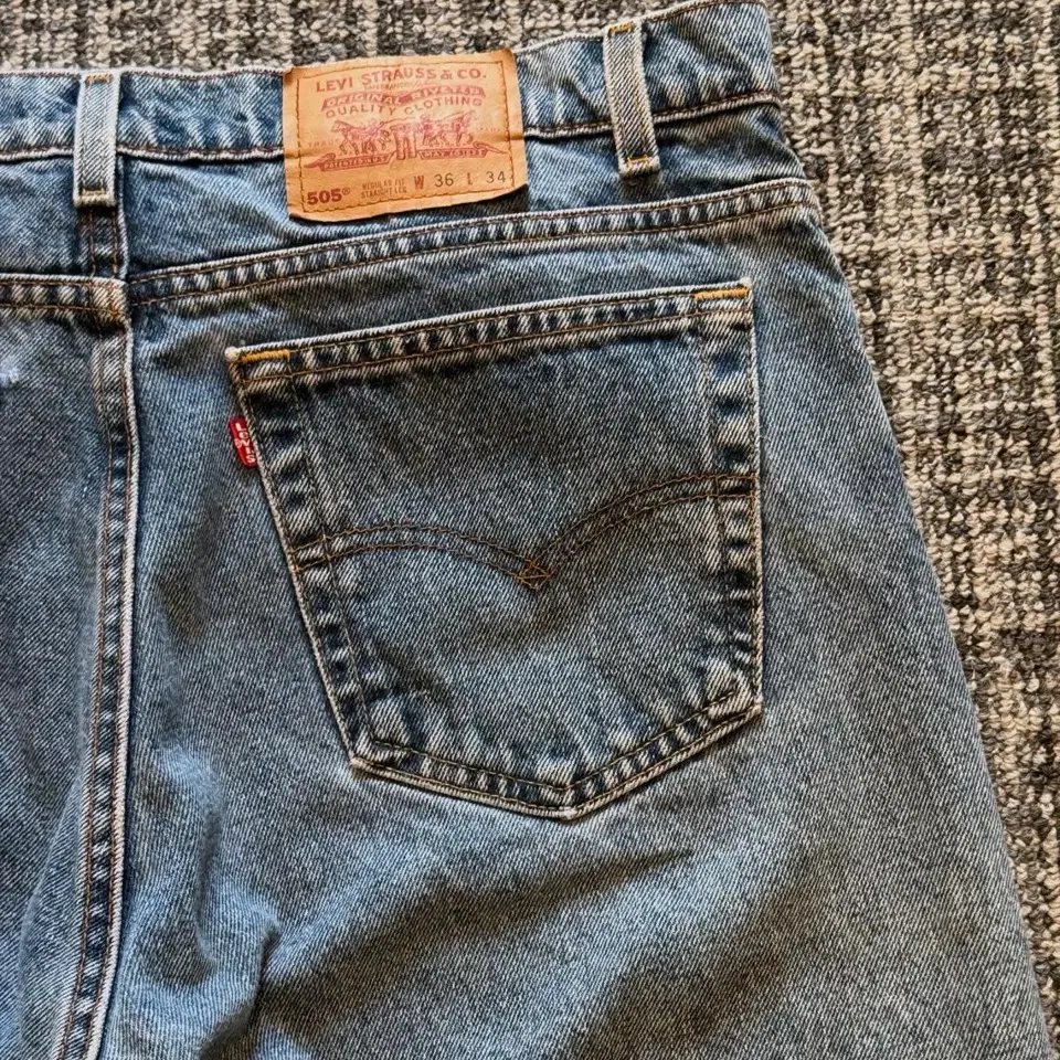 90s levis 505