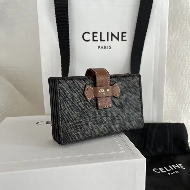 셀린느 Celine 트리오페 지갑