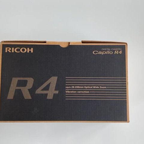 Ricoh Caplio R4