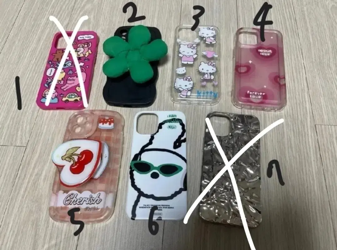 iPhone 12 mini case 4,000 won each