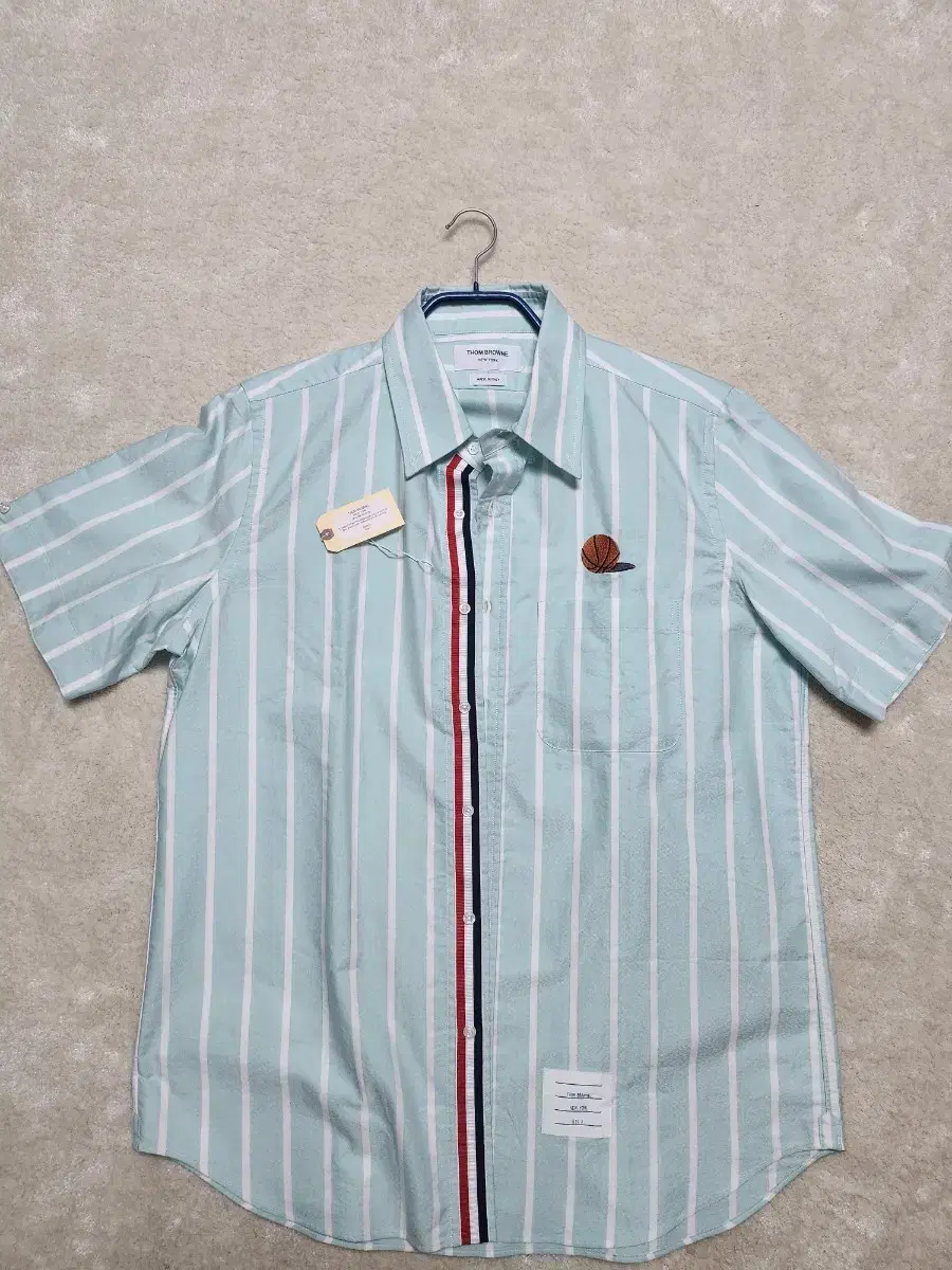 Thom Browne Short Sleeve Shirt Sells 3 sizes