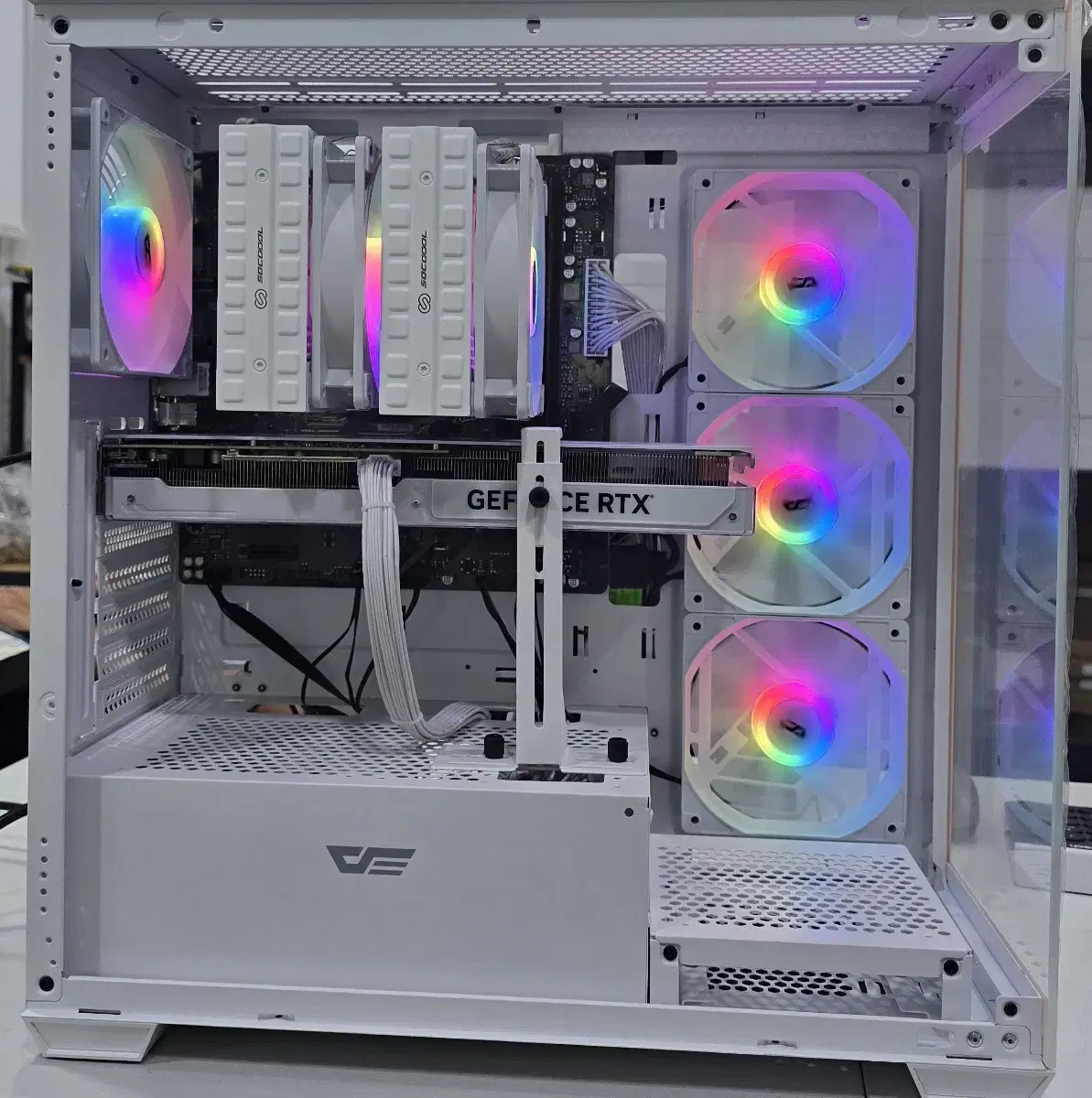 7800x3d, 4070ti super 올화이트 고사양 pc팝니다.