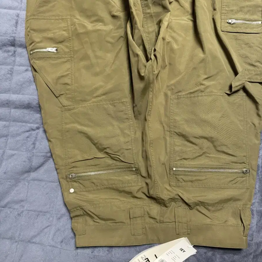 IEY nylon nu-mac carpenter pant khaki