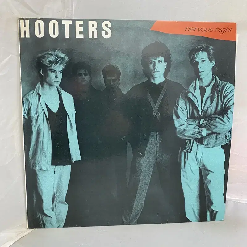 HOOTERS   LP / AA774