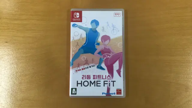 최상품 닌텐도 스위치 리듬 피트니스 홈 피트를 분양합니다.