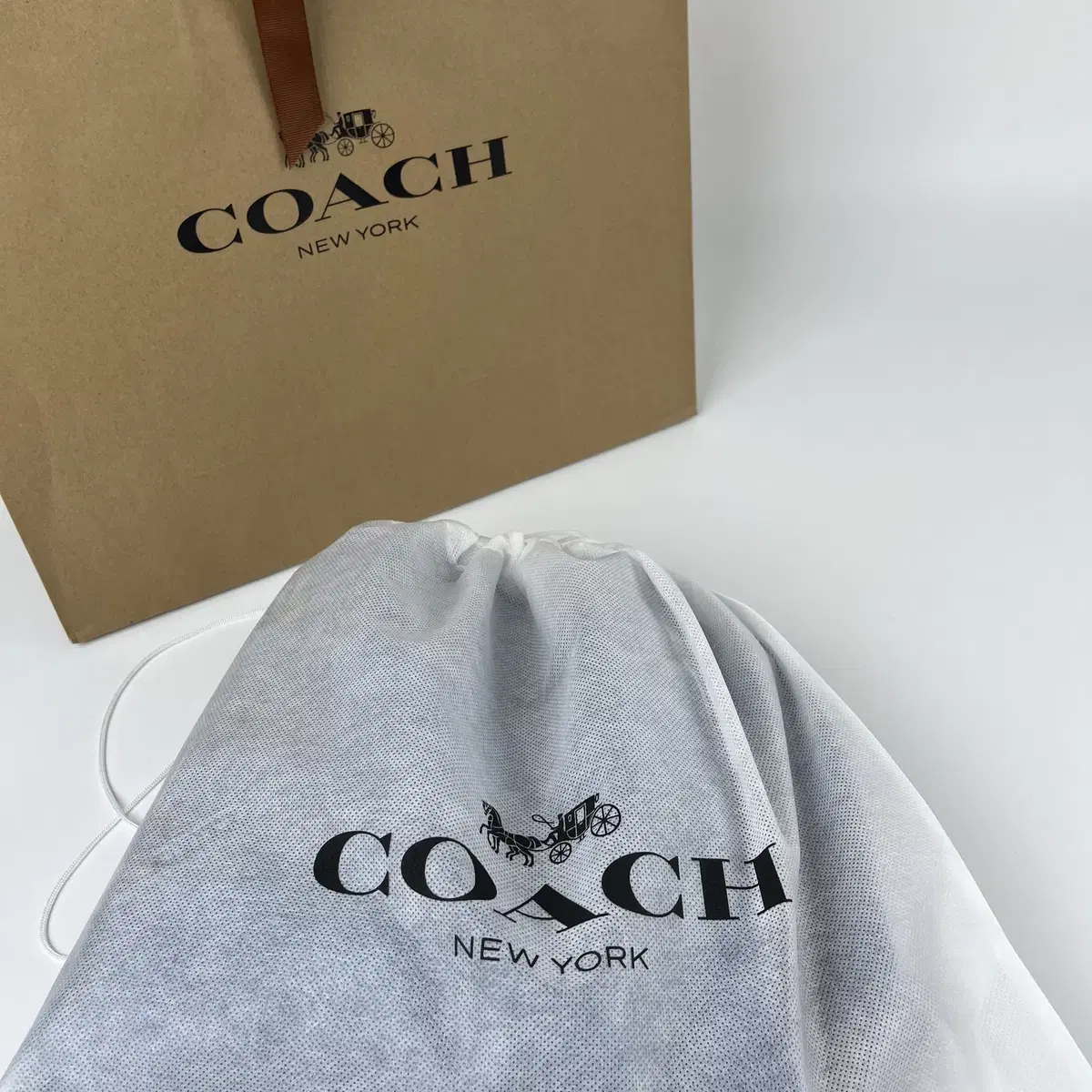 코치(coach) 데님 점프슈트(멜빵 청바지)_새상품