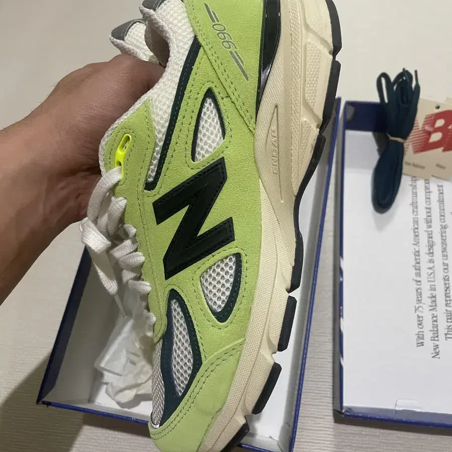 뉴발란스990v4 하이라이트 딥오션