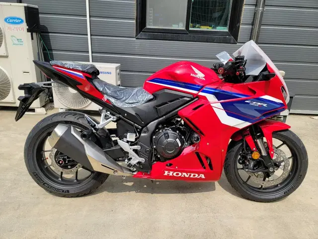 24년식 혼다 CBR 500R 레드 xrt 풀옵션