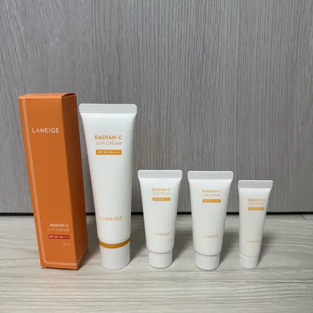 라네즈 래디언씨 미백기능 선크림 50ml (본품 용량 50ml 증정)