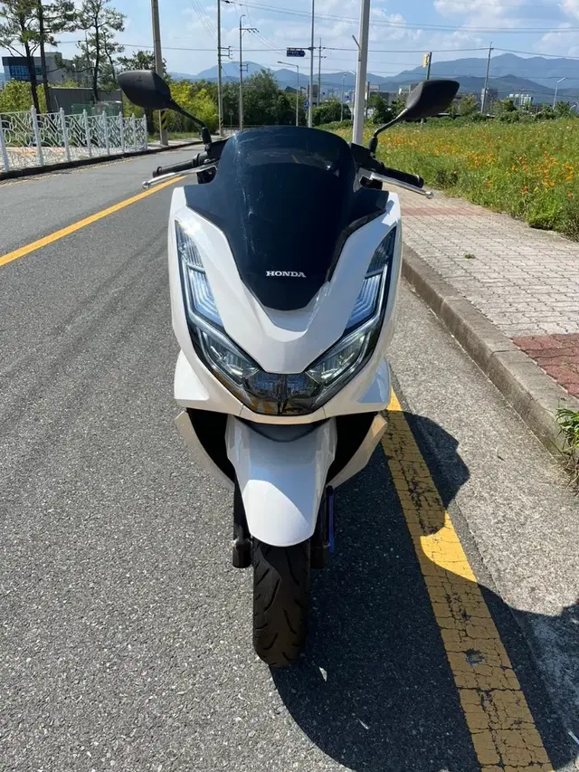 22년 혼다 pcx125 ABS 신차급유지 1만5천km