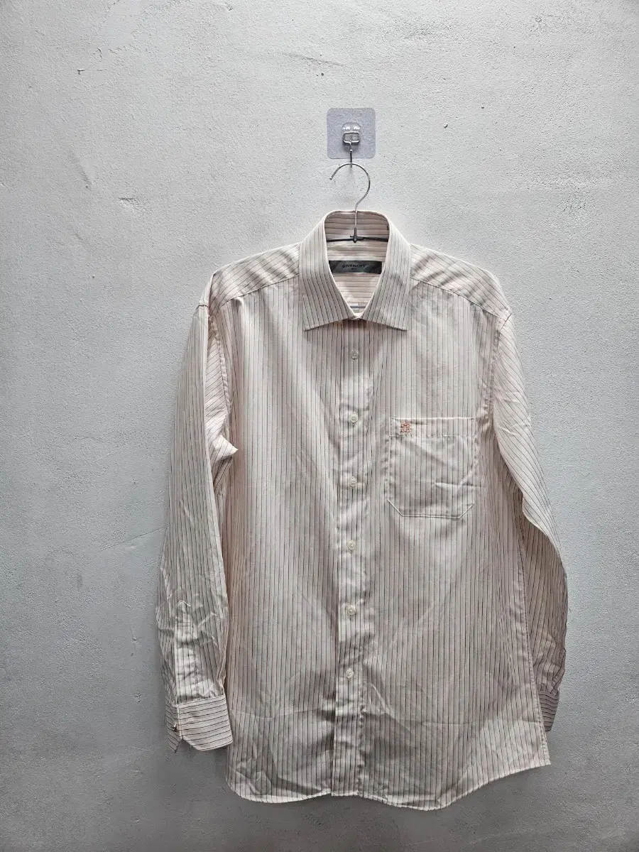 105 Givenchy Men's Shirt