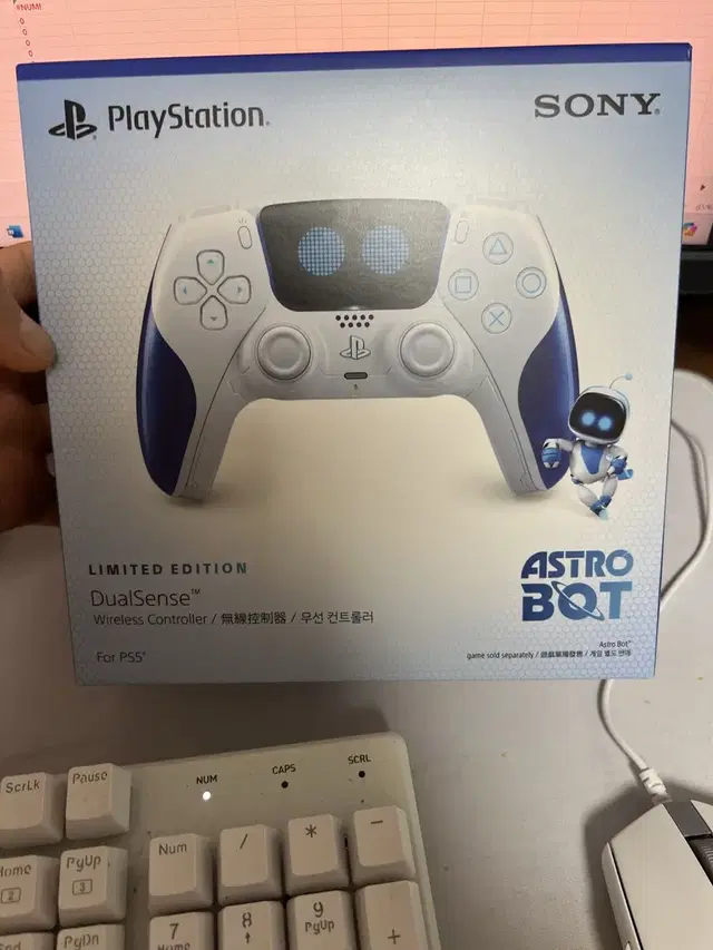 [새상품]PS5 아스트로봇 듀얼센스 국내판