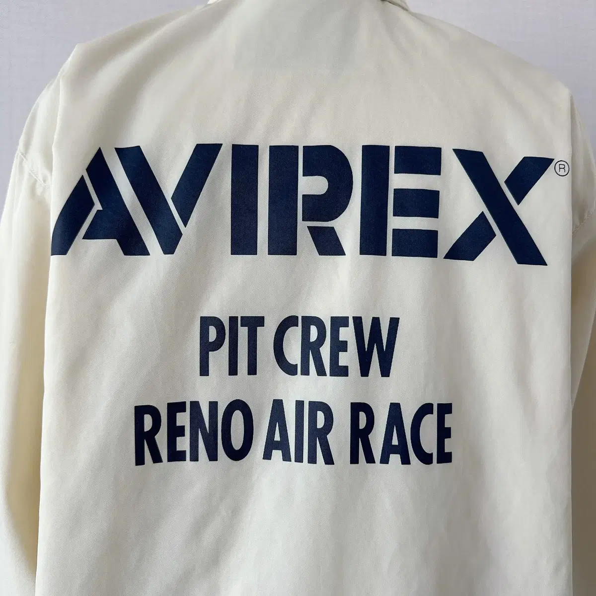 90s 아비렉스 빅로고 코치 자켓 AVIREX M 크림