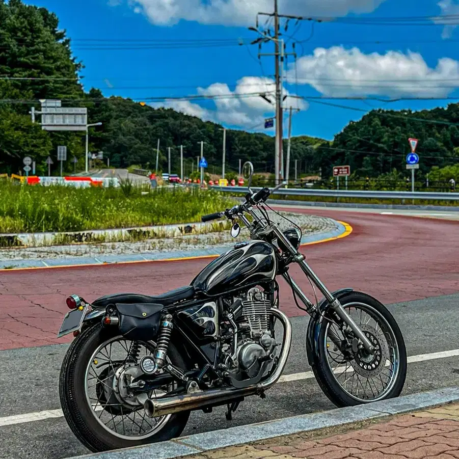 SR400 재패니즈 쵸퍼 팝니다.