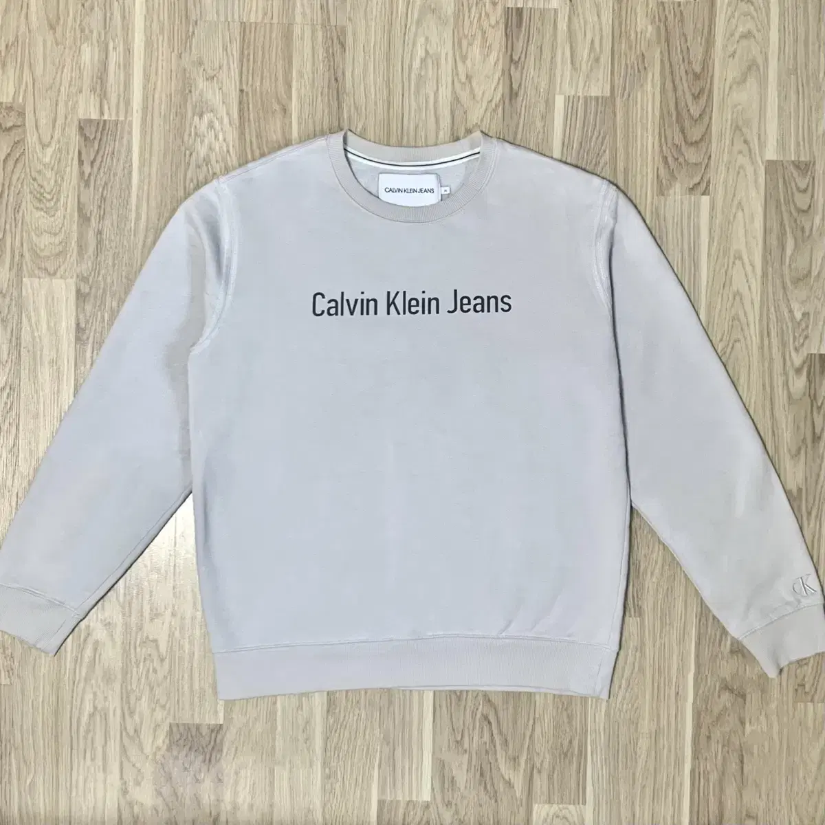 [새상품] 캘빈클라인 Calvin Klein Jeans 맨투맨 그레이