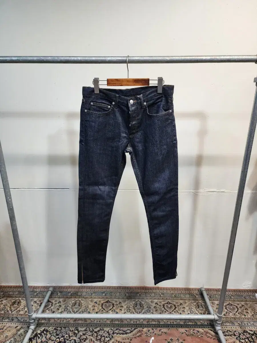 Sandro Jeans(30)