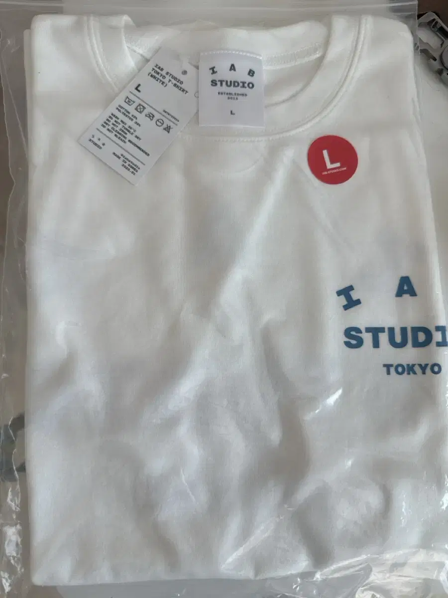 IAB iApp Studio Tokyo T-Shirt L