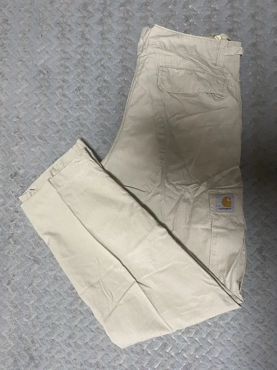 Calhart Cargo Pants