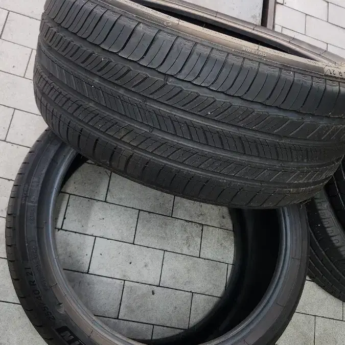 255/40r21 gv70 타이어