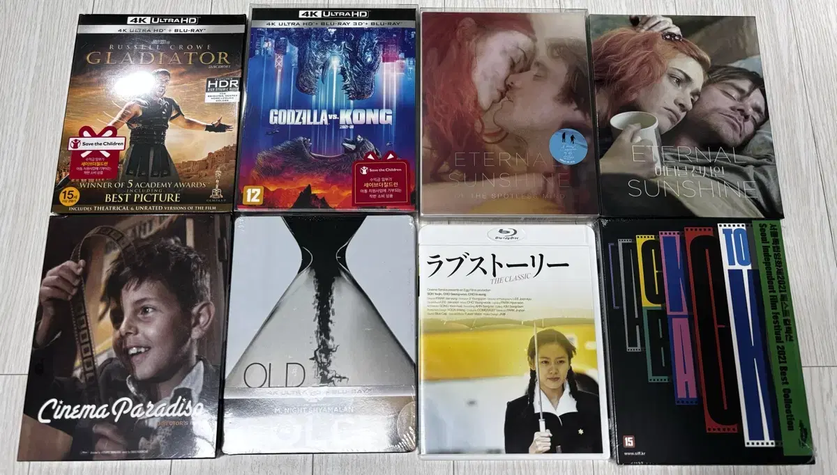 Sells Blu-rays (Classic, Gladiator, Godzilla vs. Kong, Eternal Sunshine of the Spotless Mind)