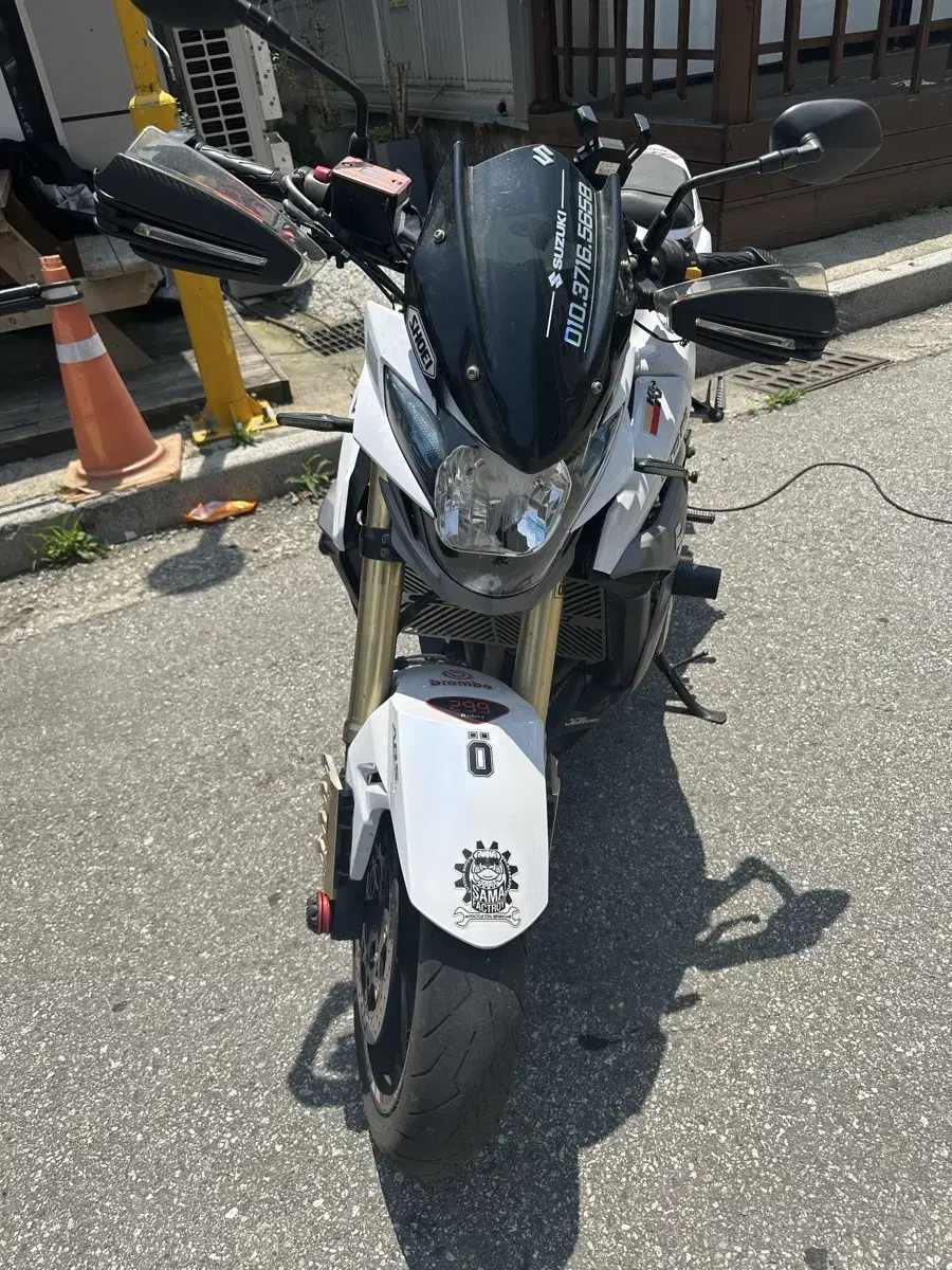 GSR750A