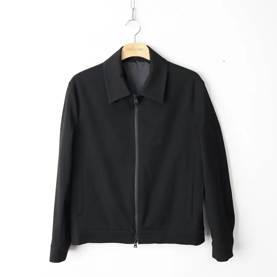 95/Shirtless Standard Relaxed Minimalist Jacket Non-Pocketed