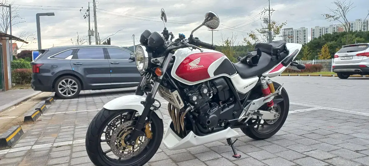 2015 cb400sf revo 판매합니다.